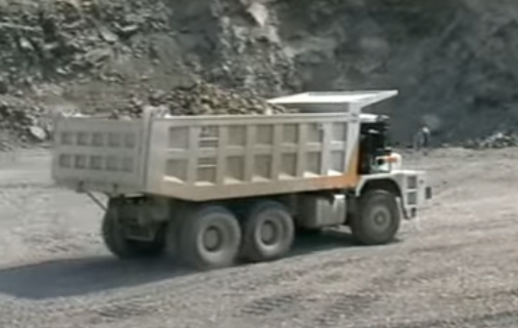 Электрический самосвал Yutong YTK105E